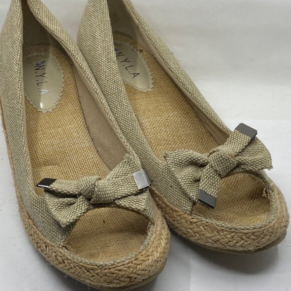 N.Y.L.A. Light Tan Women Size 7.5 Espadrilles Wedges Bow Open Toe Shoes - Picture 6 of 10